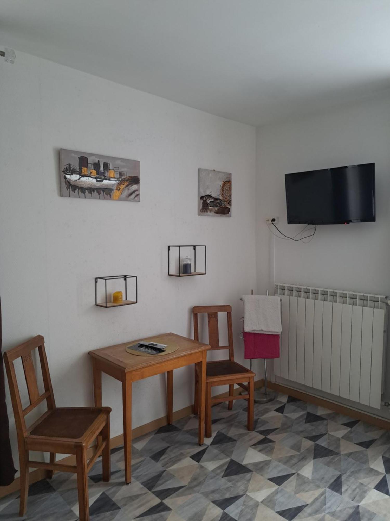 Hotel Le Bearn Bagnères-de-Bigorre Kültér fotó